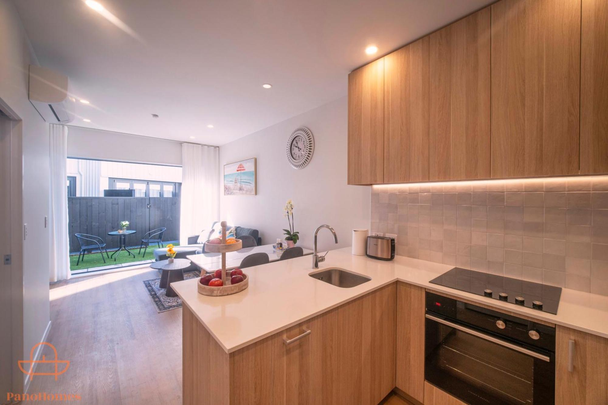 Modern Townhouse Close To City With Full Kitchen - Ellerslie Auckland Exterior foto